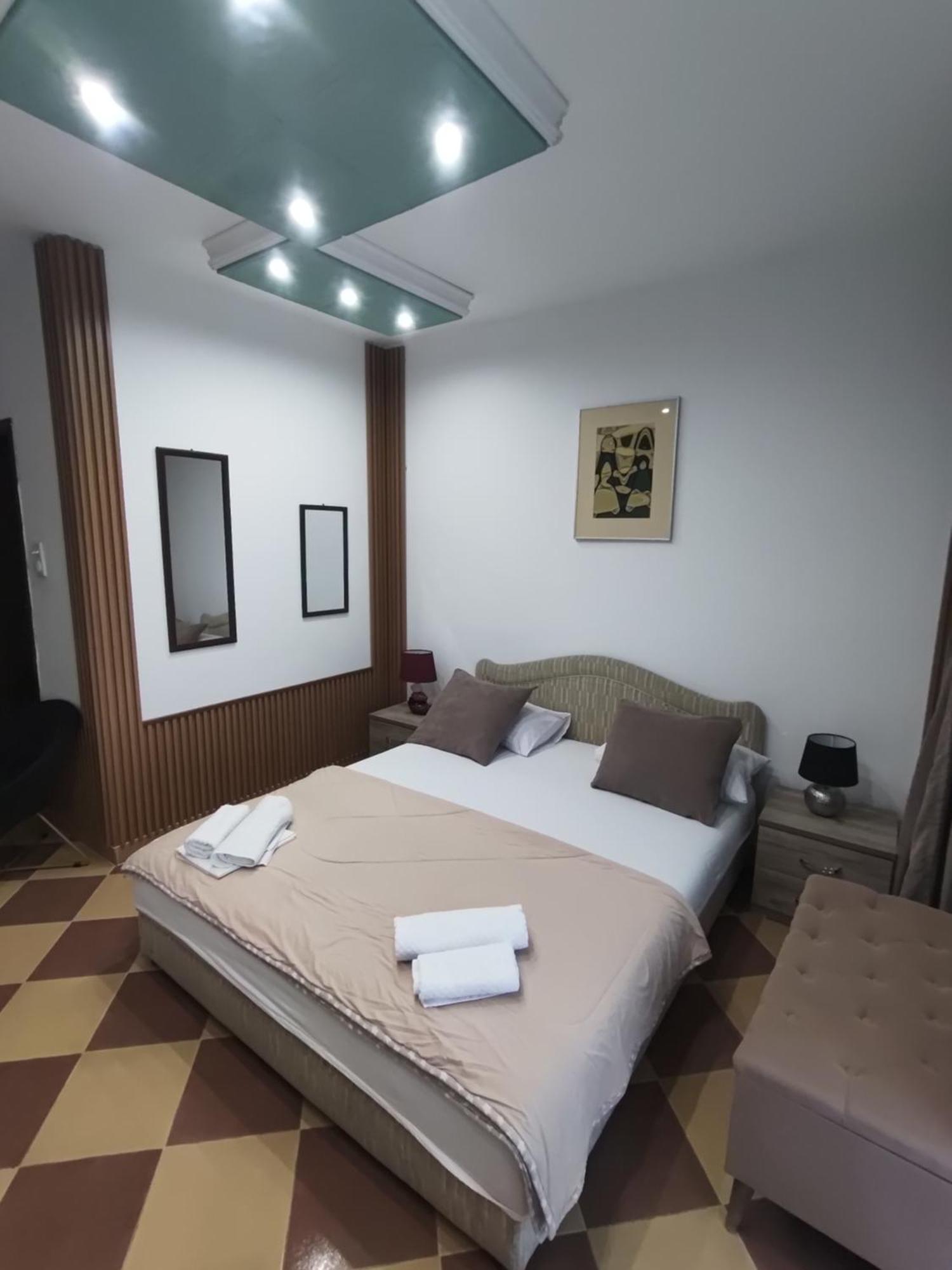 Becic Apartments Улцинь Экстерьер фото